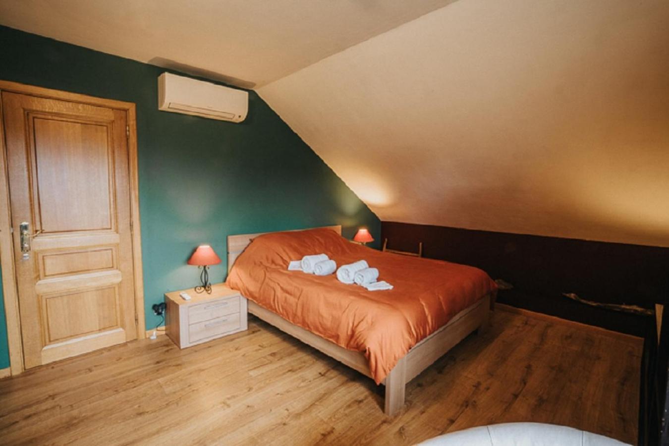 Bed and Breakfast Le Refuge De Kila Waimes Esterno foto